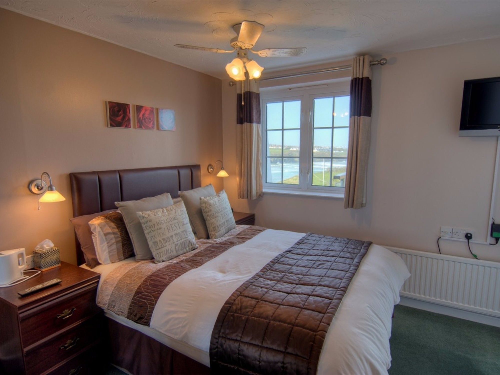 The Windward Hotel New Quay Exterior foto